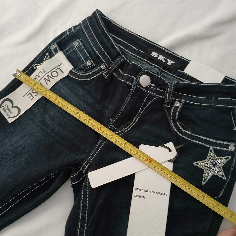 Sky Dark Blue Low Rise Flared Jeans Embroidered Star Accent Juniors Size 7/8 - Picture 9 of 12